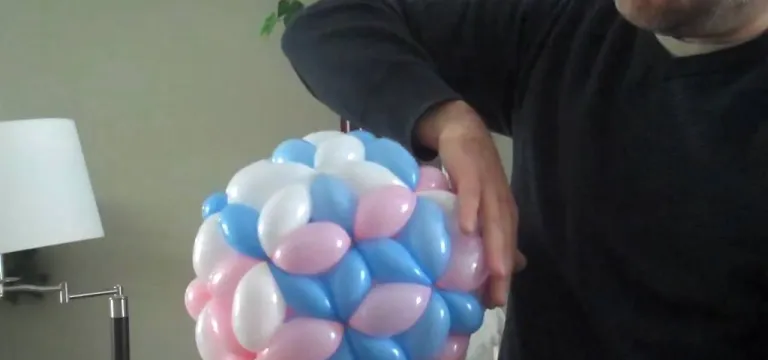 balloon animal